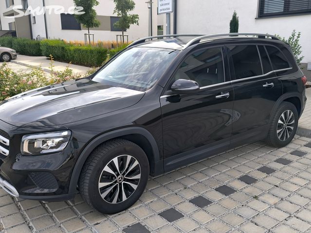 Mercedes GLB